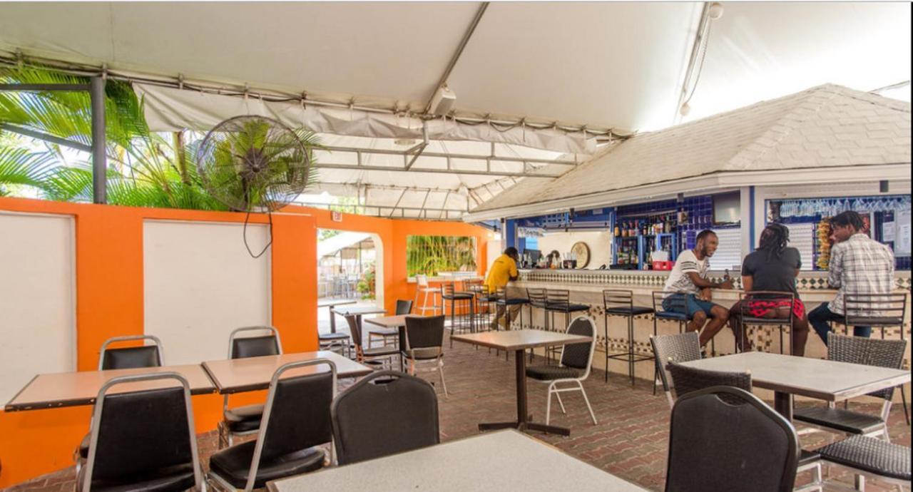 Ocean 15 Hotel Κράιστ Τσερτς Εξωτερικό φωτογραφία