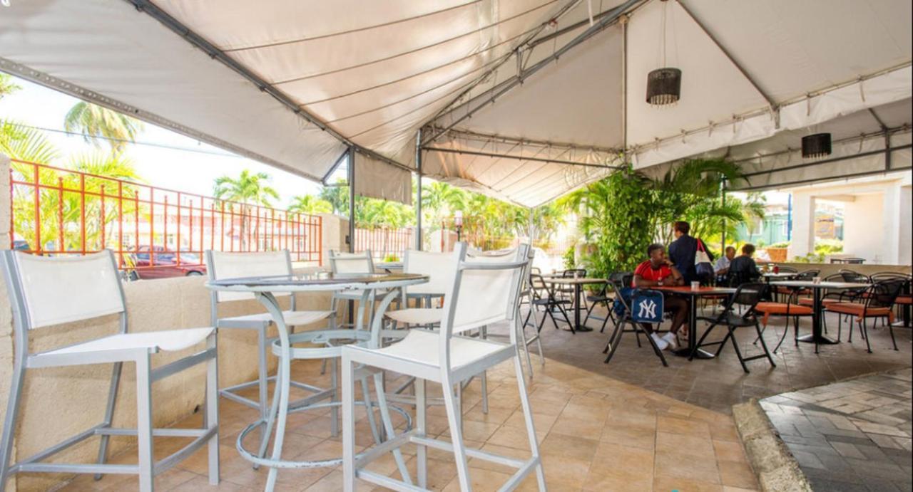 Ocean 15 Hotel Κράιστ Τσερτς Εξωτερικό φωτογραφία