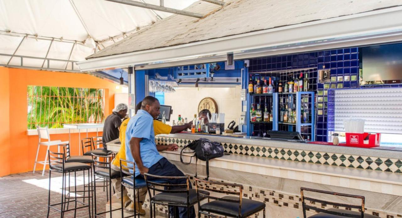 Ocean 15 Hotel Κράιστ Τσερτς Εξωτερικό φωτογραφία