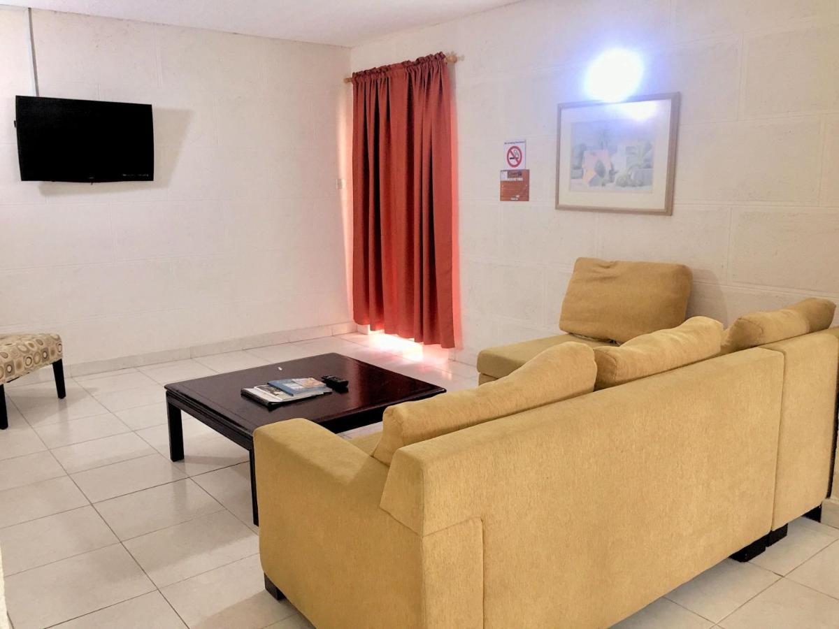 Ocean 15 Hotel Κράιστ Τσερτς Εξωτερικό φωτογραφία